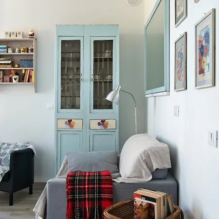 Via Puccini 217 * Viareggio